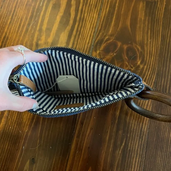 NWT Mudpie Cuff Clutch/Wristlet with Removable Bangle - Picture 2 of 4